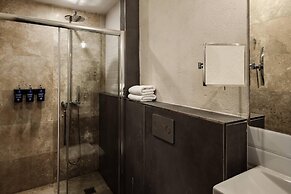 19 Rooms