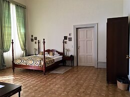 Károlyi Kastély Hotel & Restaurant
