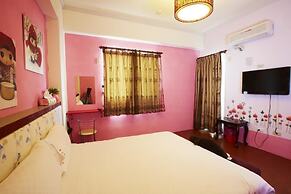 Strawberry Milk B&B