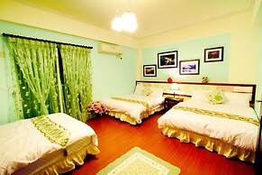 Strawberry Milk B&B