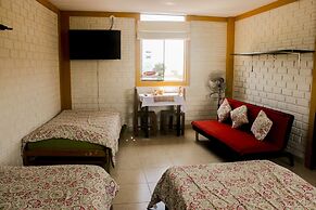 Hotel Los Faroles