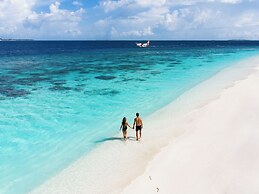 Reethi Faru Resort