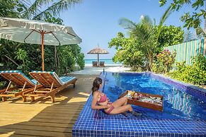 Reethi Faru Resort