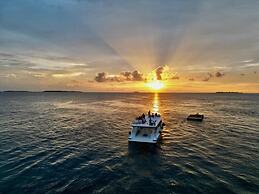 Reethi Faru Resort