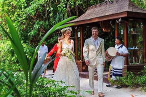 Reethi Faru Resort