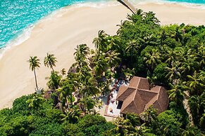Reethi Faru Resort