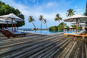 Reethi Faru Resort