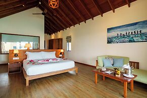 Reethi Faru Resort