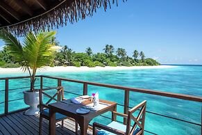 Reethi Faru Resort