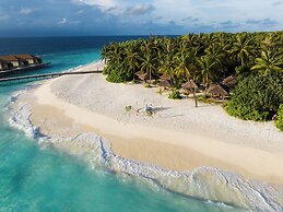 Reethi Faru Resort