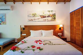 Reethi Faru Resort