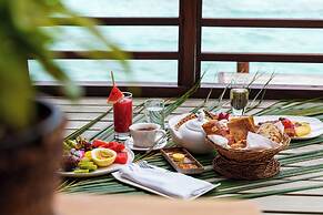 Reethi Faru Resort