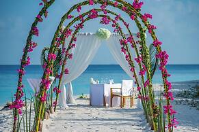 Reethi Faru Resort