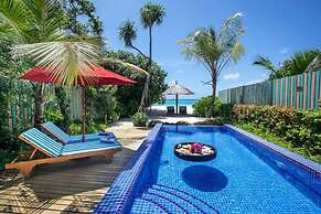 Reethi Faru Resort