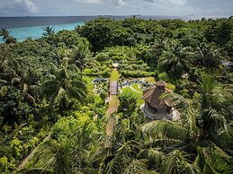 Reethi Faru Resort