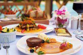 Reethi Faru Resort