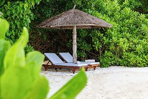 Reethi Faru Resort