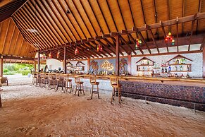 Reethi Faru Resort