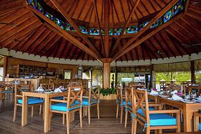 Reethi Faru Resort