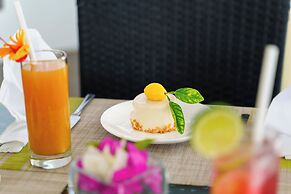 Reethi Faru Resort