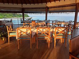 Reethi Faru Resort