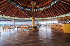 Reethi Faru Resort