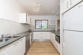Tropical Reef Apartments Port Douglas