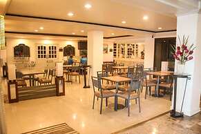 De Luxe Hotel