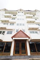 Fah Place Hotel