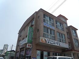 Sea Dragon Pension