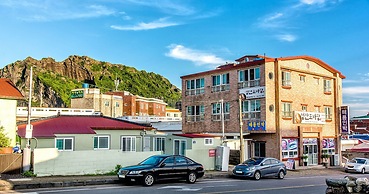 Sea Dragon Pension