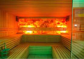 Hollywoodland Wellness & Spa Hotel