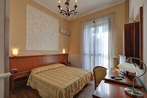 HOTEL UNIVERSO