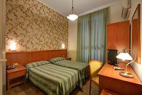 HOTEL UNIVERSO