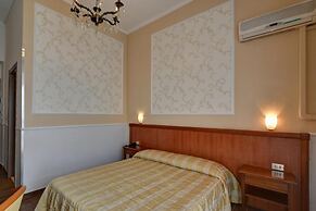 HOTEL UNIVERSO