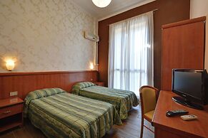 HOTEL UNIVERSO
