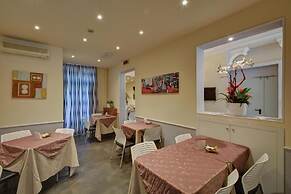 HOTEL UNIVERSO