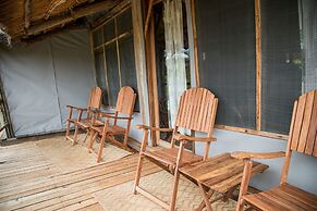 Mabata Makali Lodge & Campsite