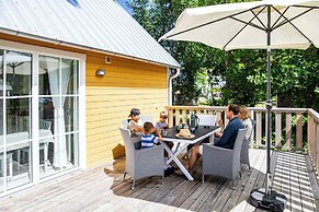 Ljugarn Semesterby