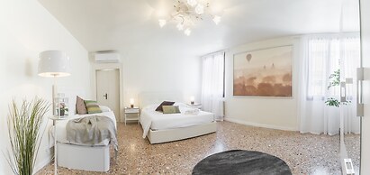 Penthouse Dream Apartments by Wonderful Italy