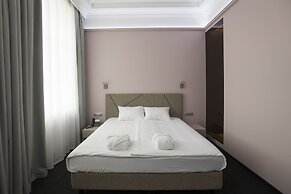 Italyanskaya 29