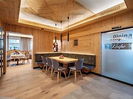 Hotel Alpina