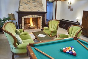 Resort Ambient