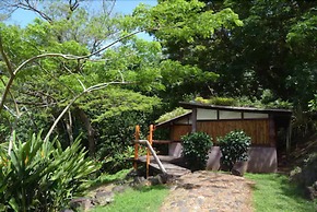 Fare Oviri Lodge