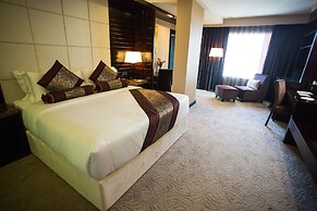 Royale Signature Hotel