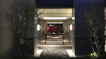 The Lucid Resort