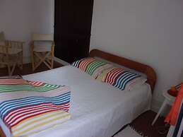 Hostel 402