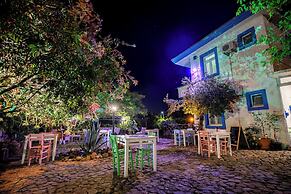 Cunda LaVie