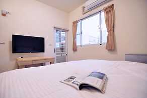 Love Traveling B&B