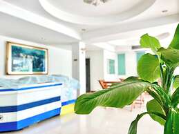 BT Grand Condotel